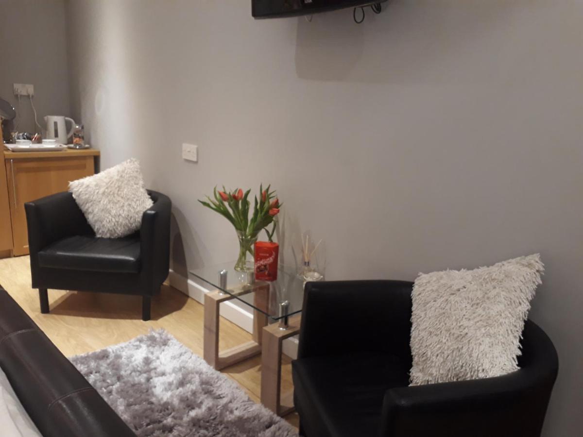 Coast 77 B&B Poole Kültér fotó