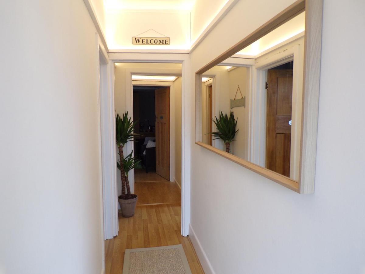 Coast 77 B&B Poole Kültér fotó