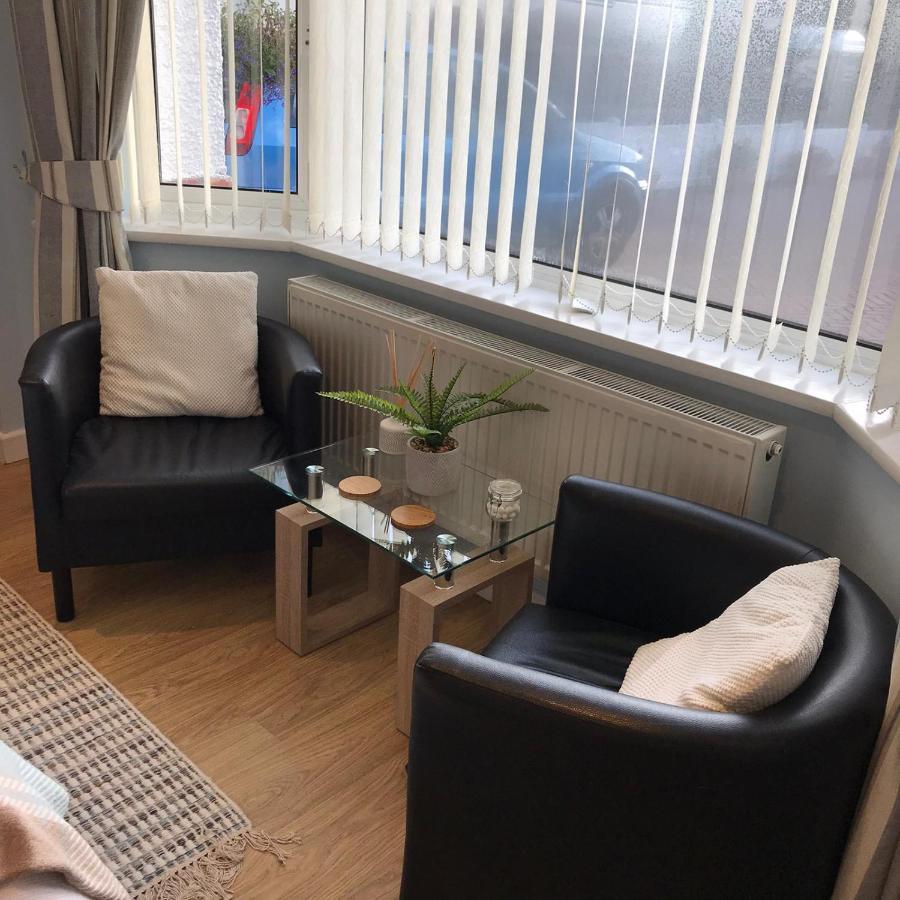 Coast 77 B&B Poole Kültér fotó